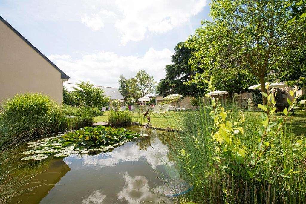 Logis Auberge Bienvenue Doué-la-Fontaine Съоръжения снимка