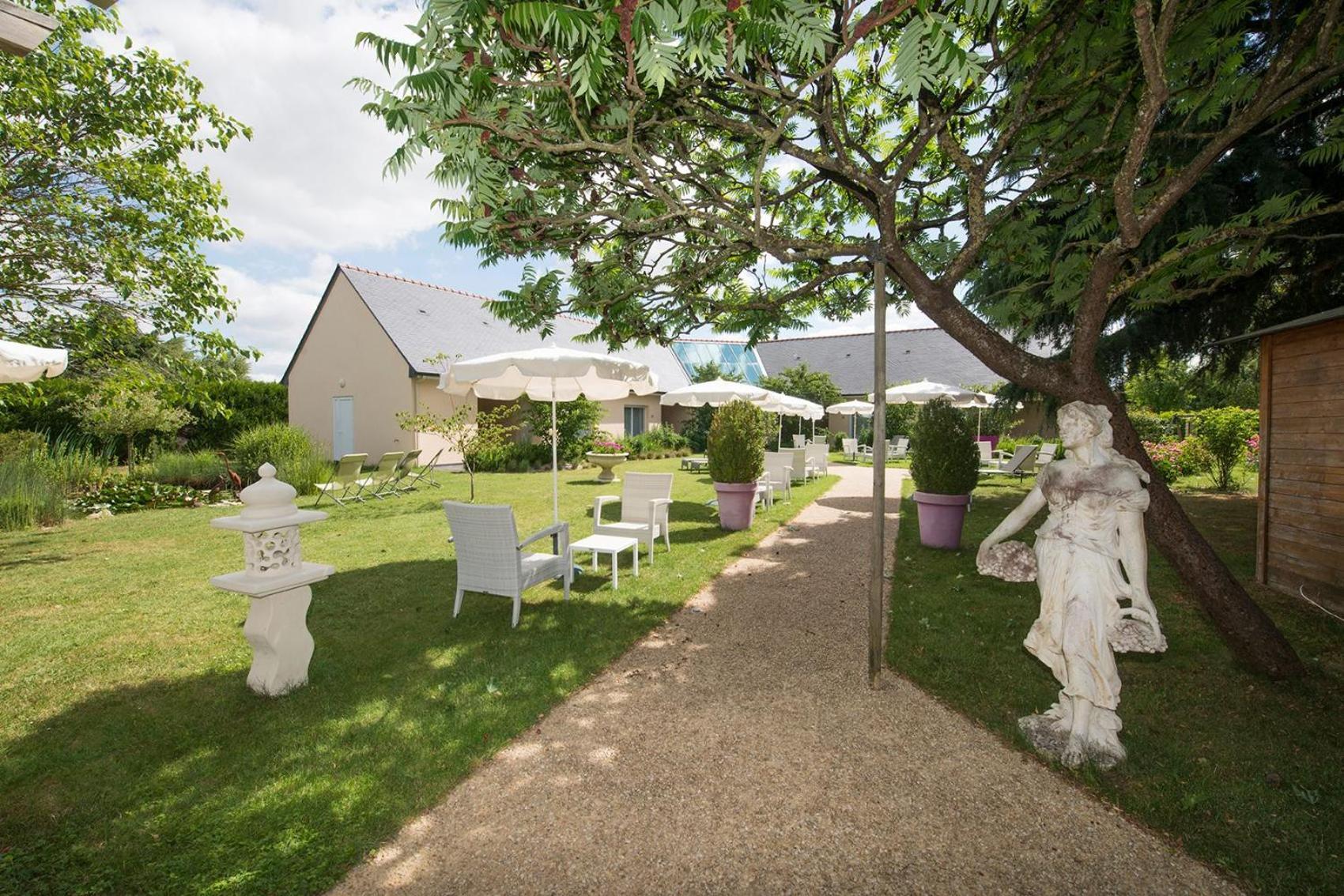 Logis Auberge Bienvenue Doué-la-Fontaine Екстериор снимка