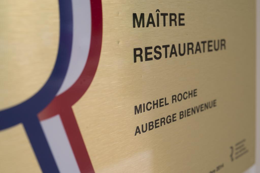 Logis Auberge Bienvenue Doué-la-Fontaine Екстериор снимка