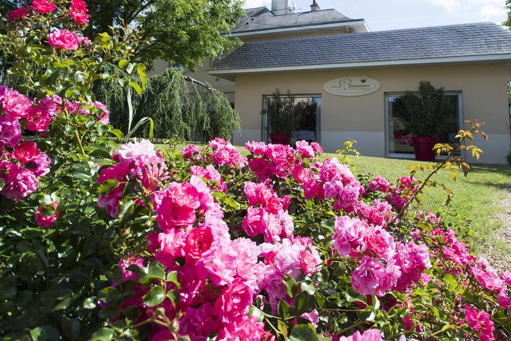Logis Auberge Bienvenue Doué-la-Fontaine Екстериор снимка