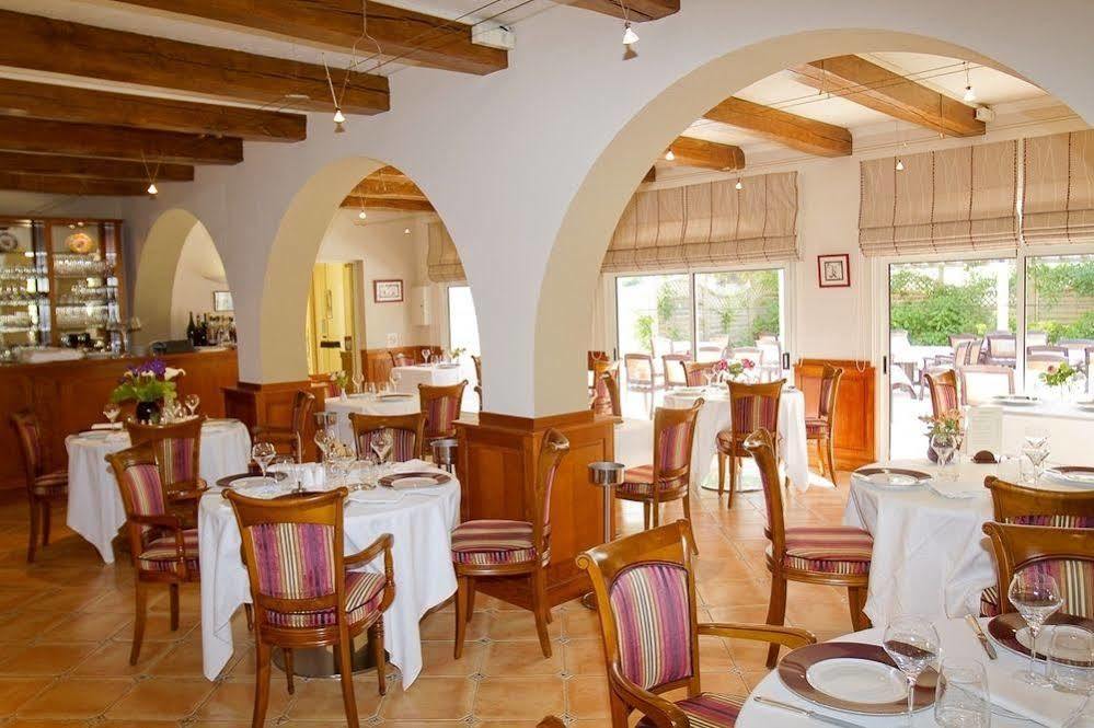 Logis Auberge Bienvenue Doué-la-Fontaine Екстериор снимка