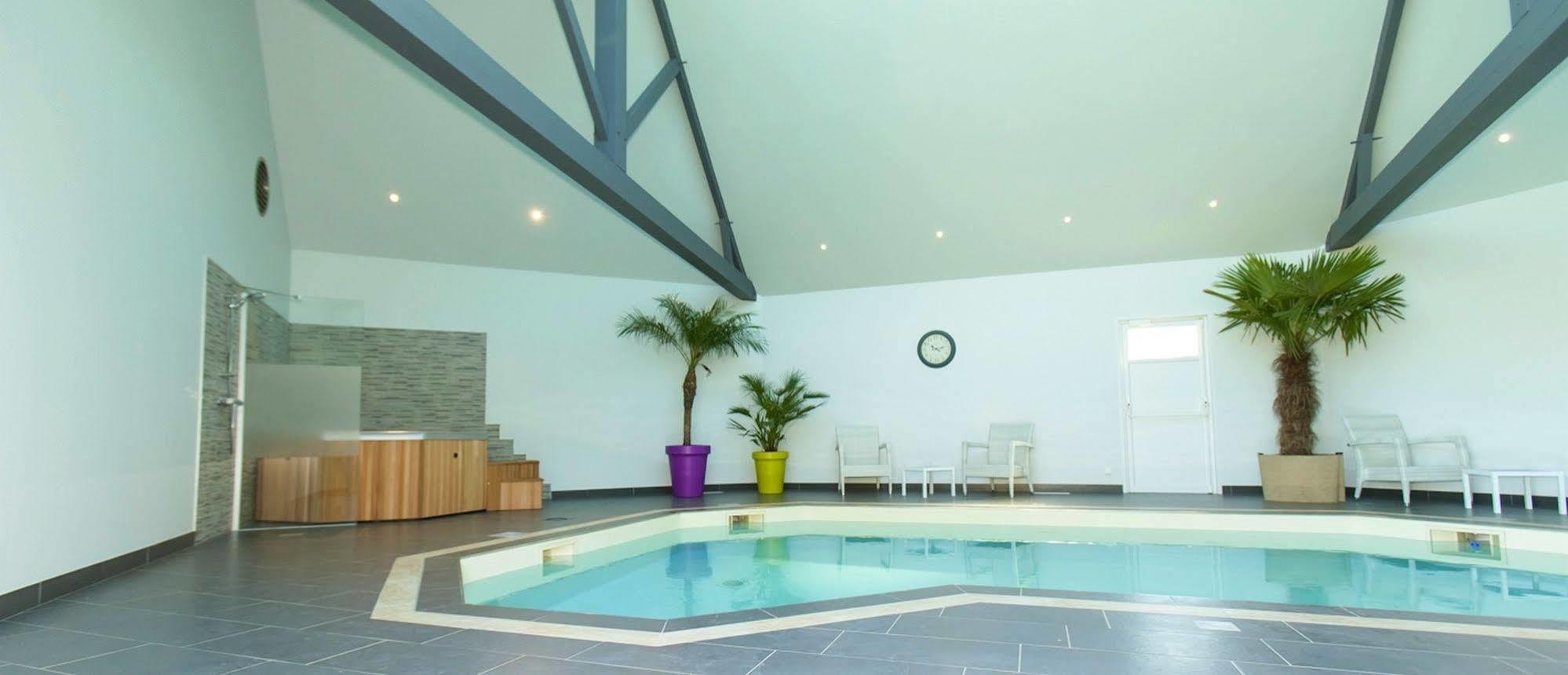 Logis Auberge Bienvenue Doué-la-Fontaine Екстериор снимка