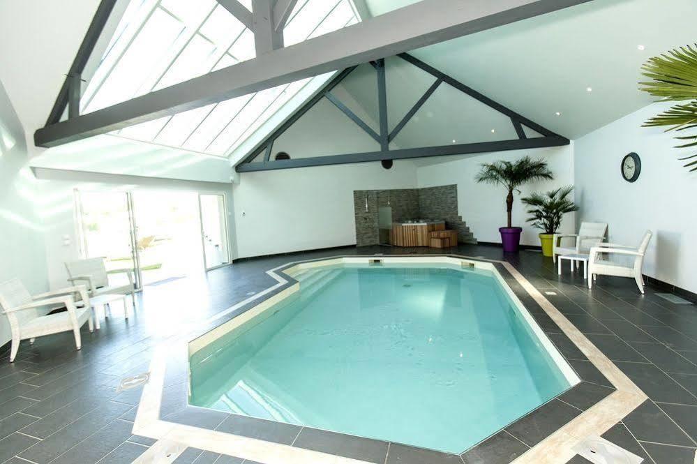 Logis Auberge Bienvenue Doué-la-Fontaine Екстериор снимка